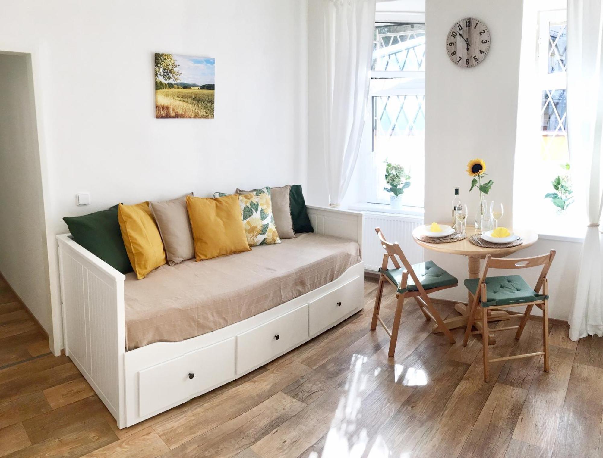 Alloggio in famiglia With Double Bed In Zizkov - Shared Bathroom